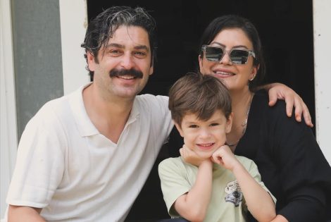 نجاة زوجة أوزان أكبابا من عملية قلب ناجحة.. وتوقف مؤقت لتصوير “المدينة البعيدة”